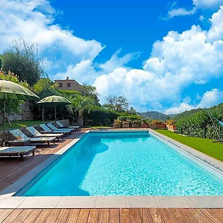 فندق Mathilda With Pool Close To